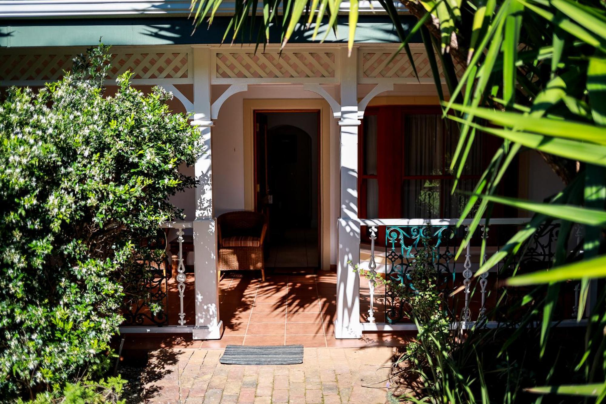 Altes Landhaus Country Lodge Oudtshoorn Buitenkant foto